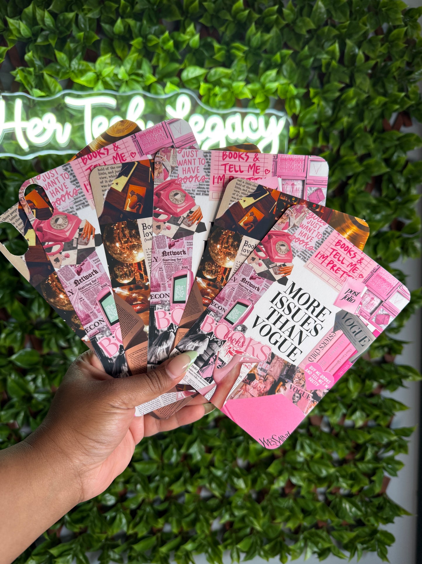 Glamorous Looks Inserts